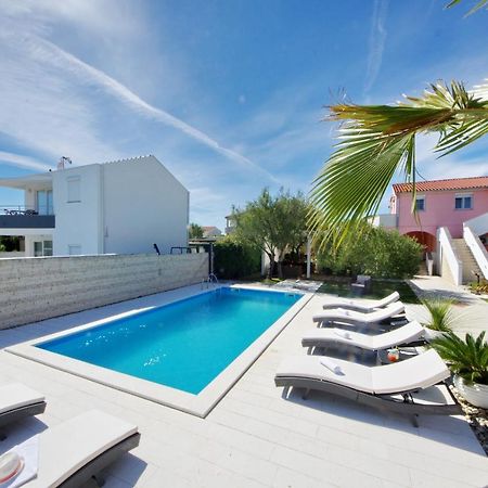 Apartmani Emili Сукошан Экстерьер фото