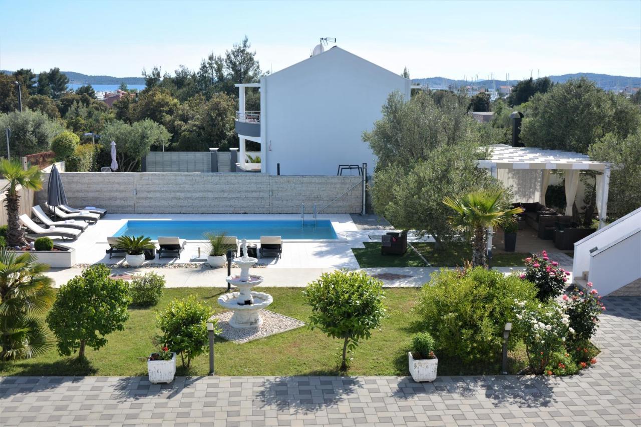 Apartmani Emili Сукошан Экстерьер фото